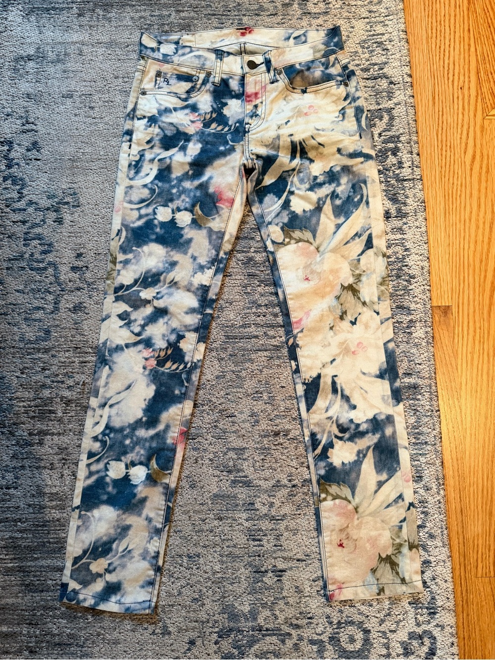 $298 USD Polo Ralph Lauren Blue and Cream Floral Tompkins Skinny Jeans